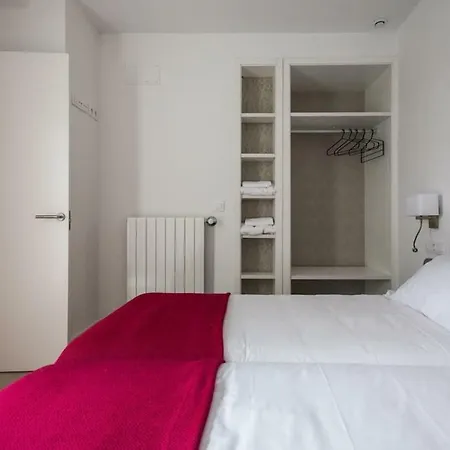 Apartamentos RG Suites Plaza del Salvador-3