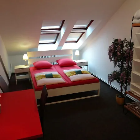 Sokolska Youth Hostel-2