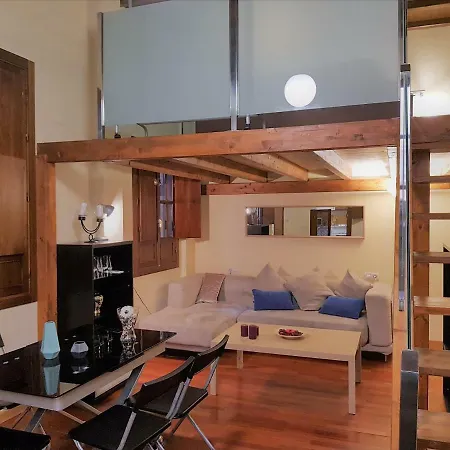 Feria Palace Apartment-3