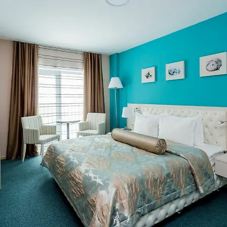 Aqua-Minsk Hotel-3
