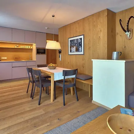 Residence Zur Post Sexten-3