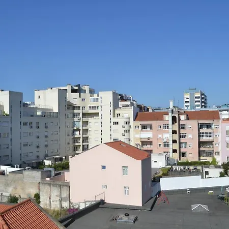 Metro Hostel Lisbon-2