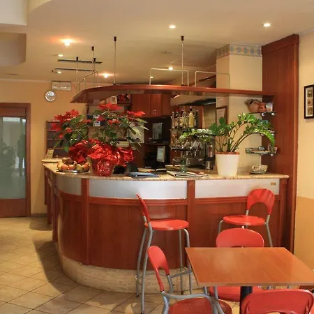 Hotel Donau-3