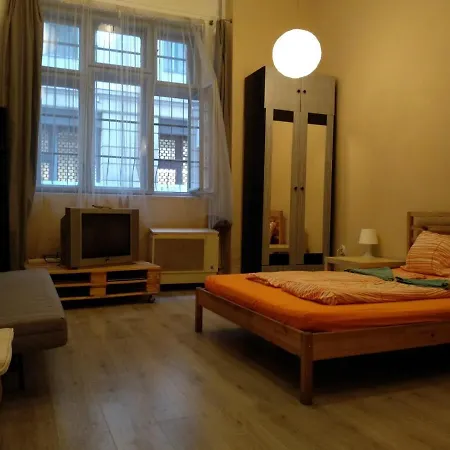 HoBar Hostel-2