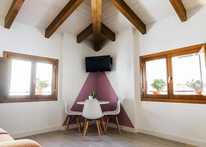 La Moma s & Room