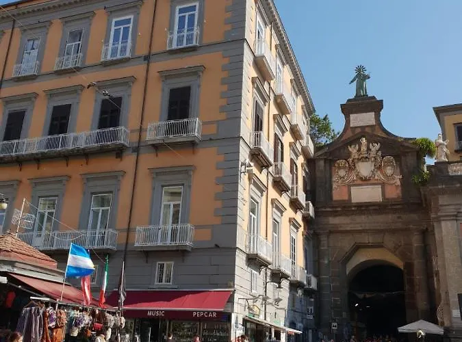  Piazza Dante 22
