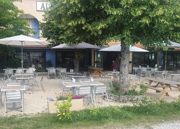 Hôtel accueillant les animaux: Auberge des crêtes