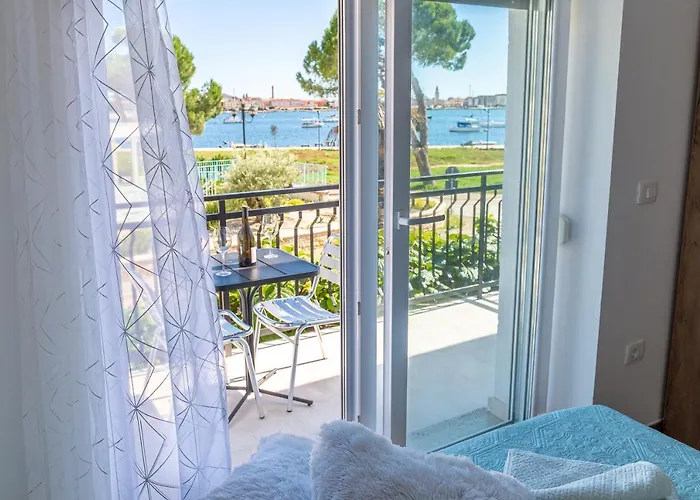 Hotel Am Villa Umag Seafront
