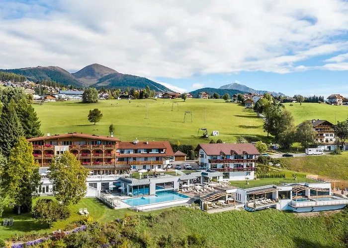 Familienhotels Parkhotel Holzerhof