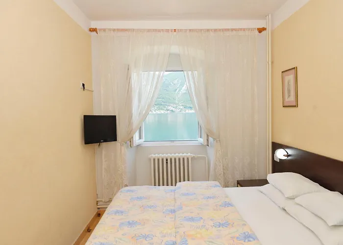 3-Sterne-Hotel: Garni Hotel Pana-Eustahije 253