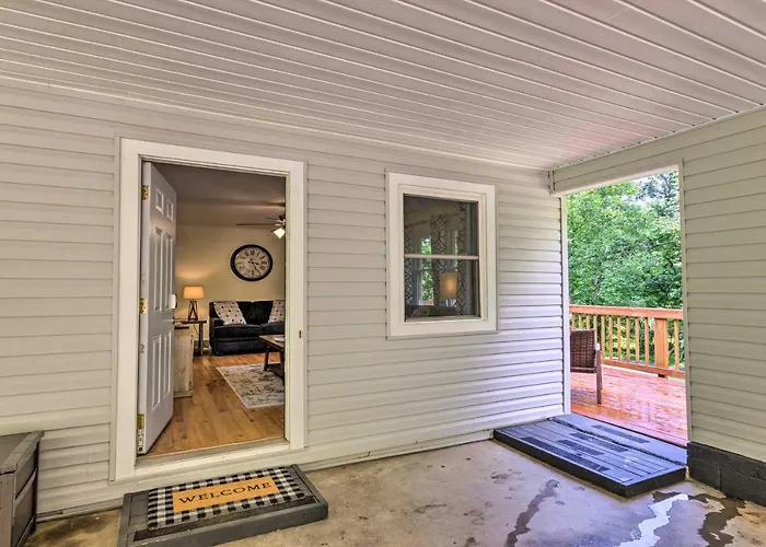 Quiet Asheville Home Near Appalachian Trail And Dtwn