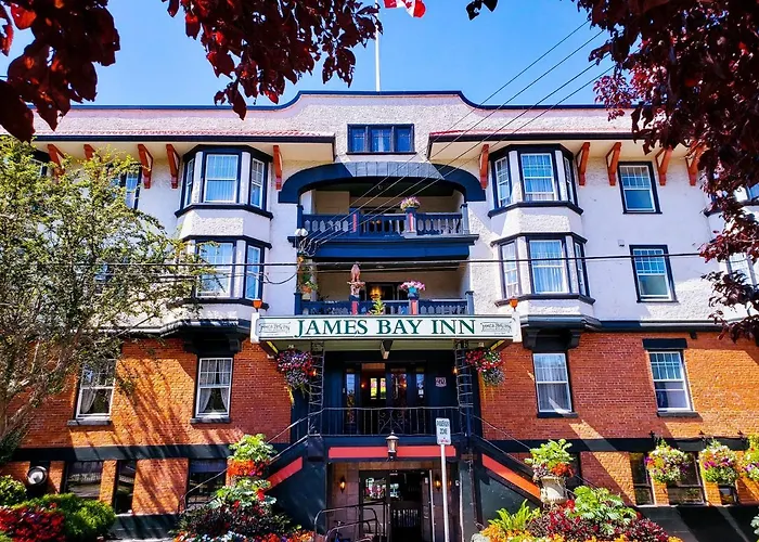 Family Hotel: James Bay Inn Hotel, Suites & Cottage