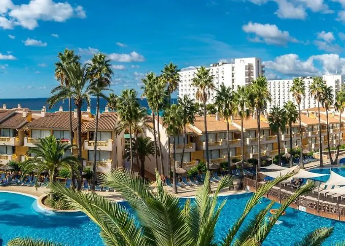 Royal Son Bou Family Club