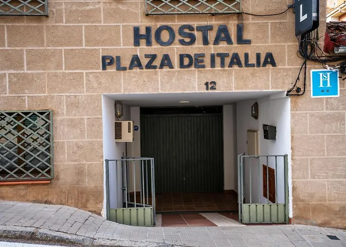 Hostal Plaza de Italia