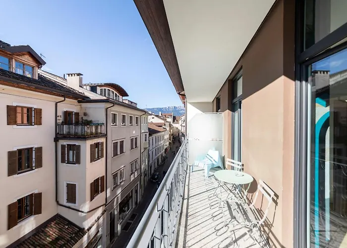 Cheap hotel: Stay Cooper L Capitol Rooms