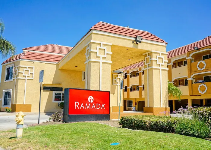 Resort: Ramada By Wyndham Ontario Airport & Convention Center