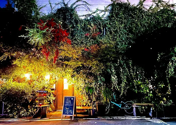 The Hostels Air Osaka