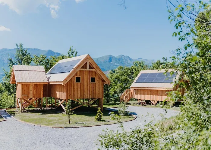 Location de vacances: Les cabanes du Dauphine