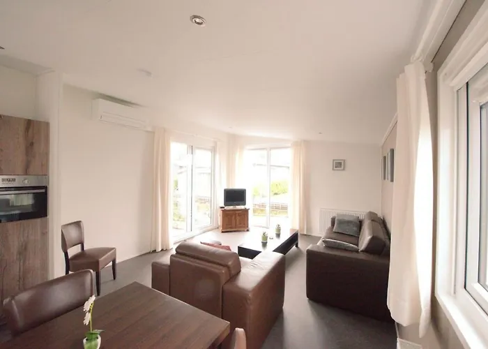 Villa: Chalet 15 (Resort Venetië)