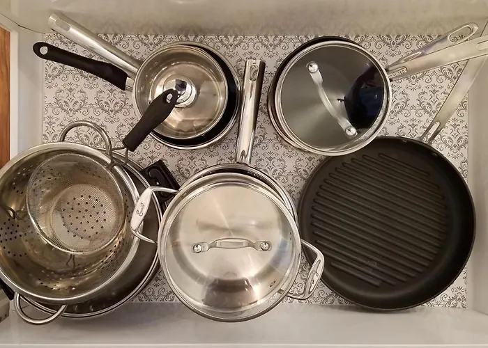 Cozy Convenience, Private Home 5Mins To Biltmore