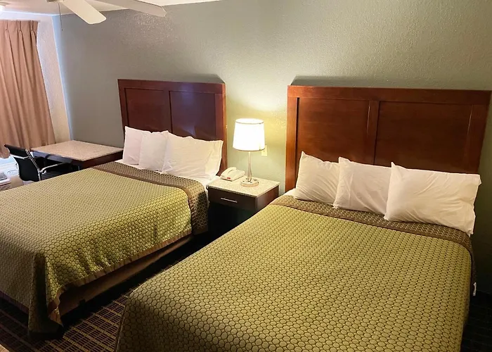 Motel: Great Western Inn & Suites