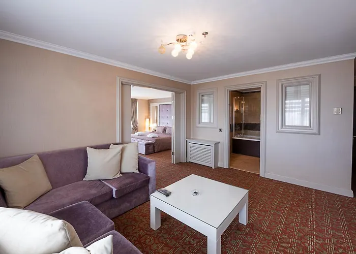 Dream Hill Business Deluxe Hotel Asia