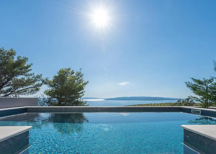 Kuk With Heated Salt Water Pool - Makarska