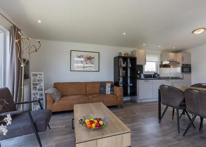 Welcome In - Chalets Vakantiepark Hart Van Zeeland Met Zonnig Terras Heinkenszand
