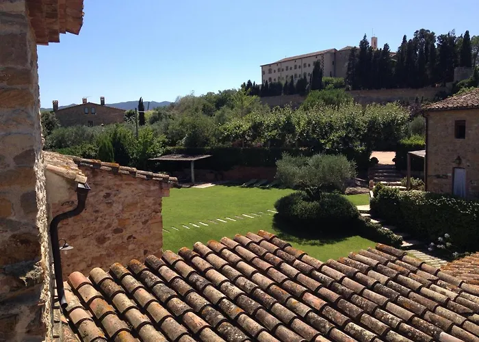 Hostal Mas Petit, Turisme Rural La Bisbal d'Emporda