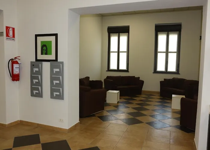 Student'S Hostel Parma