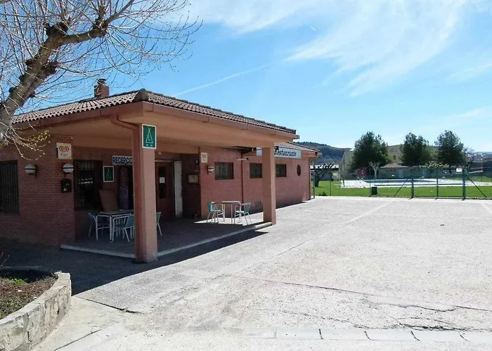Bungalow & Camping Fuente De Regrustan