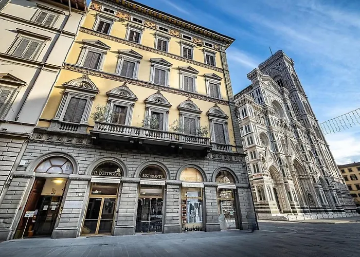 Hotel de lujo: Palazzo Gamba Apartments Al Duomo