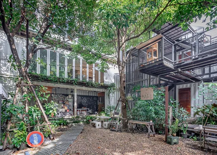 The Yard Bangkok Hostel