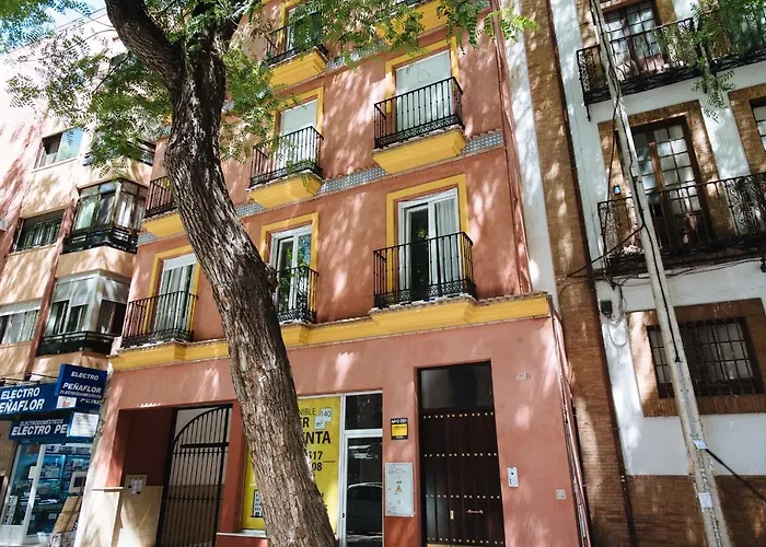 Triana Home - Free Parking