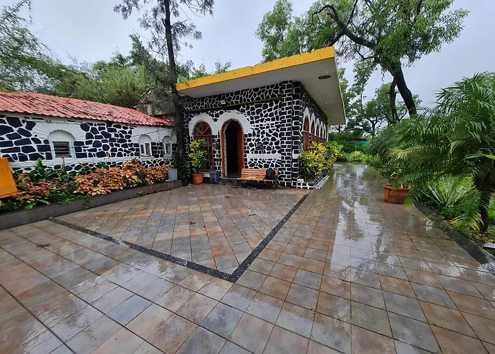 Vacation rental: Luxurious Vintage Villa