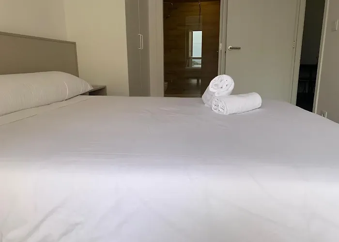 B&B: Oxford Suites Ciudad de la Coruña