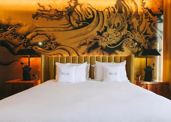 Hotel familiar: The Felix 10