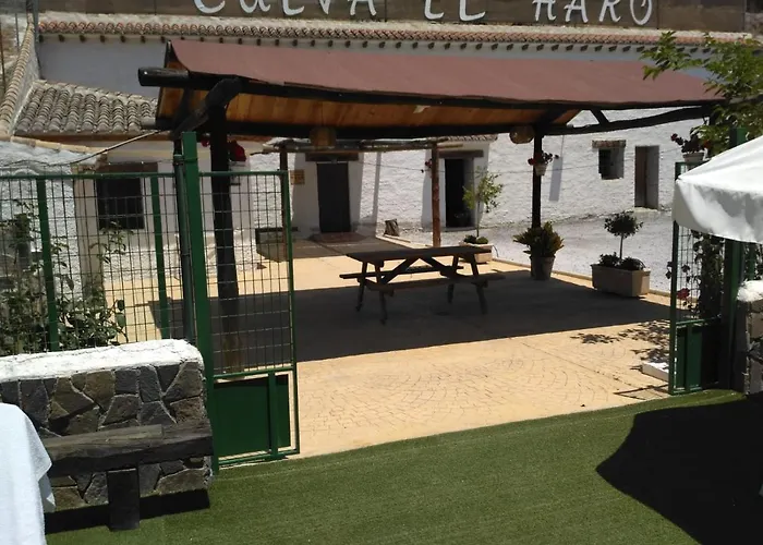 Villa con piscina: Cueva El Haro