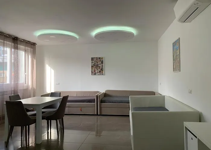 Mondo Suites Apartments