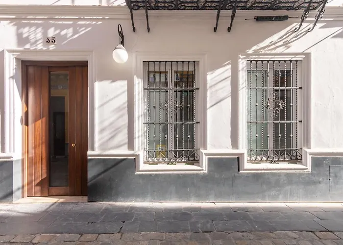 Harinas Central Apartments By Valcambre