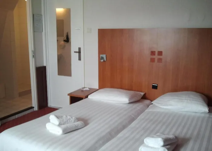 Hotel 3 stelle: Hotel 74