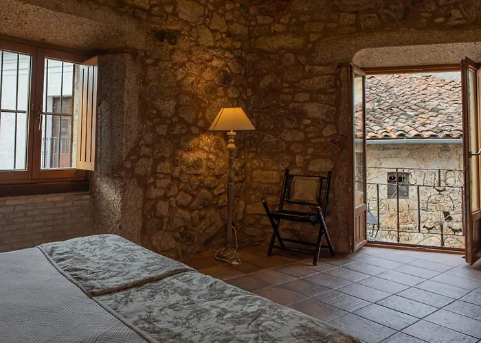 Hostal El Duende Del Chafaril San Martín de Trevejo