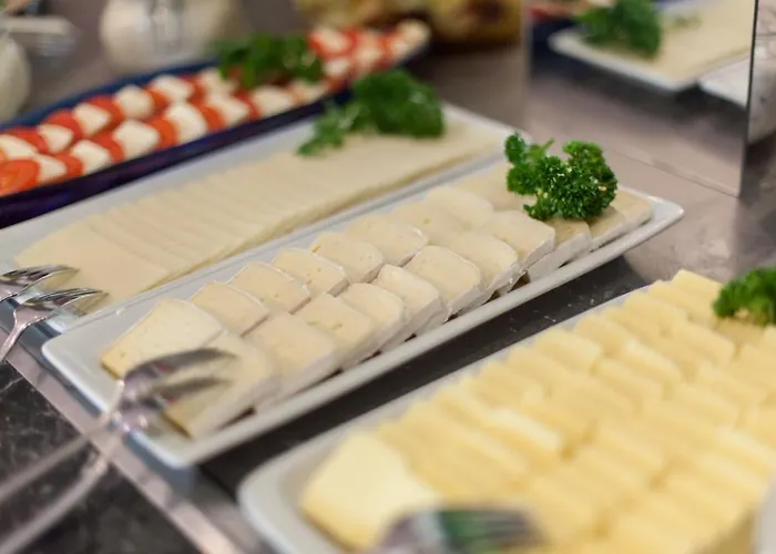 Hotel with pool: Novum Hotel Ambassador