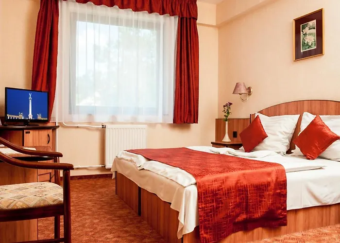 Cheap hotel: Beatrix Hotel