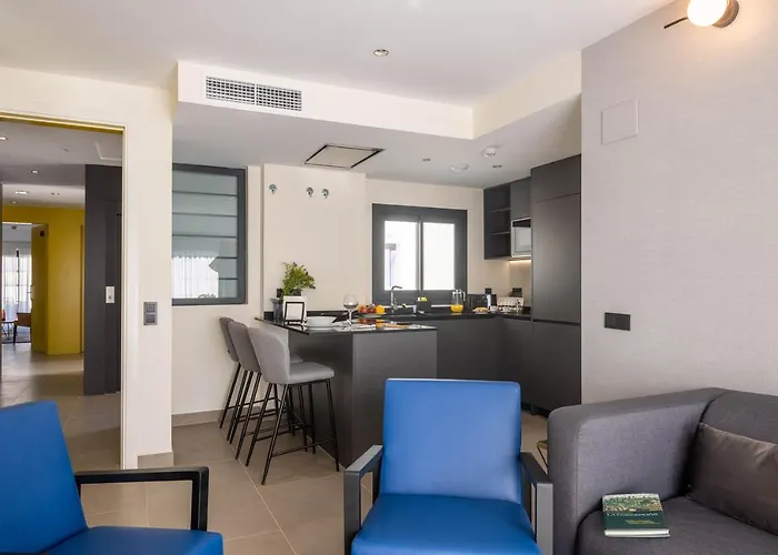 Home Art Apartments Soho