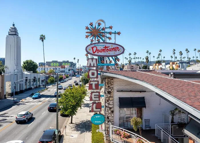 Central hotel: Hollywood Downtowner