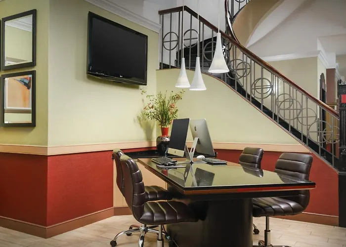 Jacuzzi hotel: The Hotel At Times Square