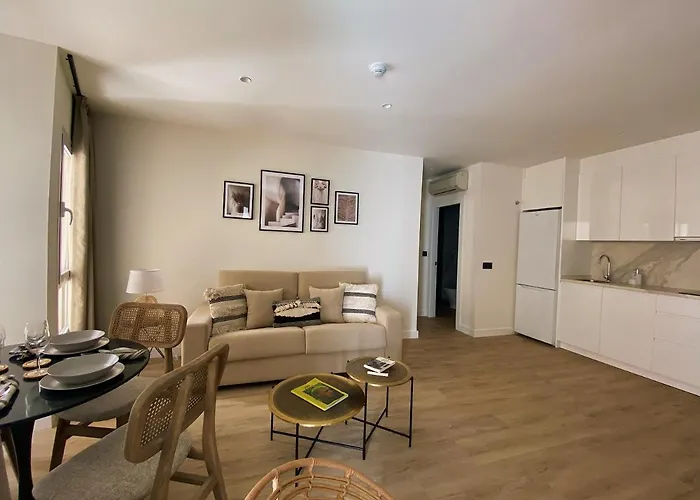 Apartamentos Malaga Premium - Calle San Telmo