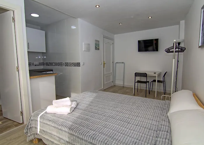 Mercado Huelin Apartments