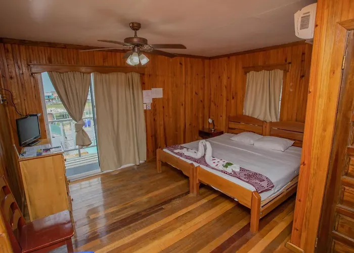 Pedro'S Hotel & Inn